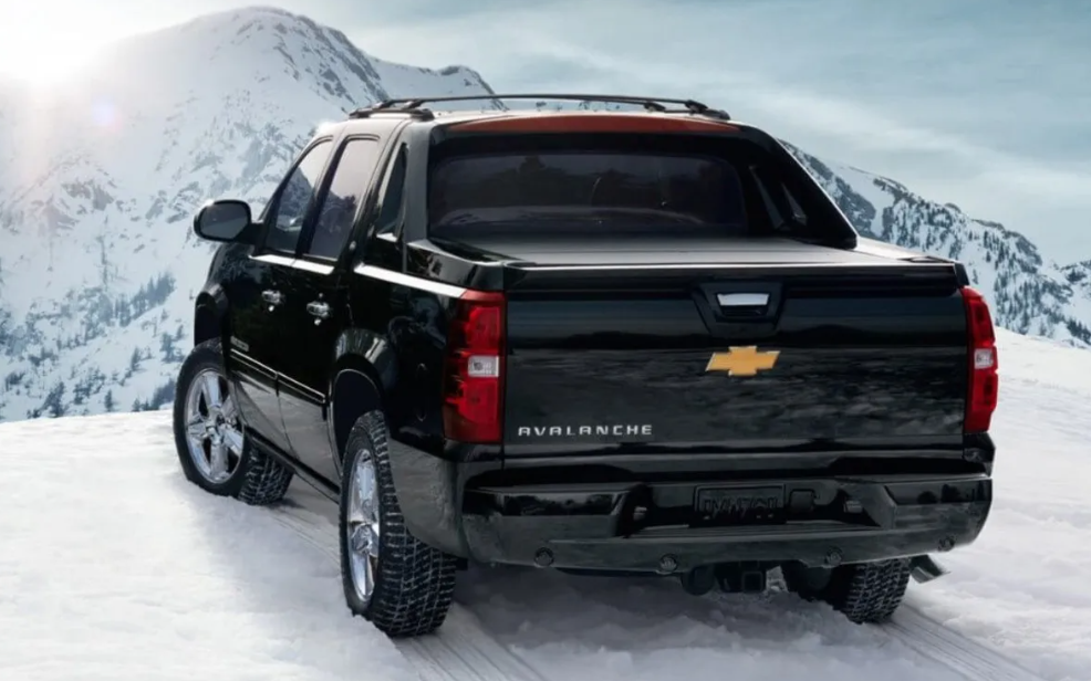 2024 Chevy Avalanche Redesign and Price