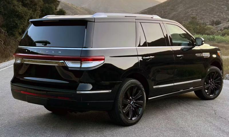 The Upcoming 2025 Lincoln Navigator Redesign, Engine, Specs and Cost